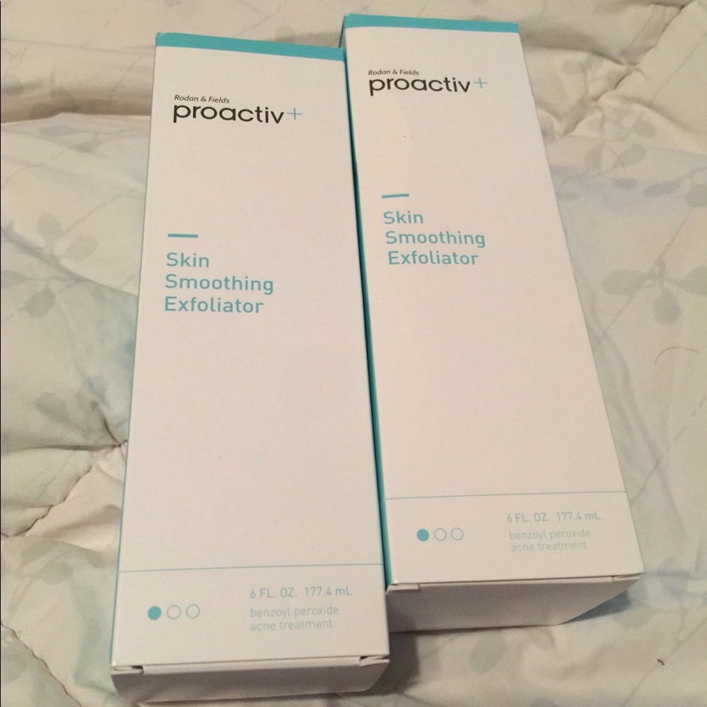 Proactive plus Skin Smoothing Exfoliator Lot